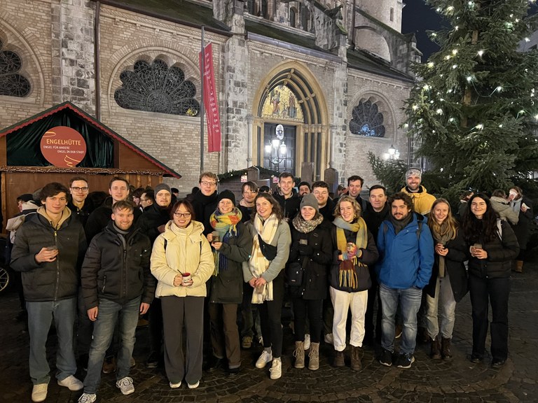 2024 christmas market bonn.jpg